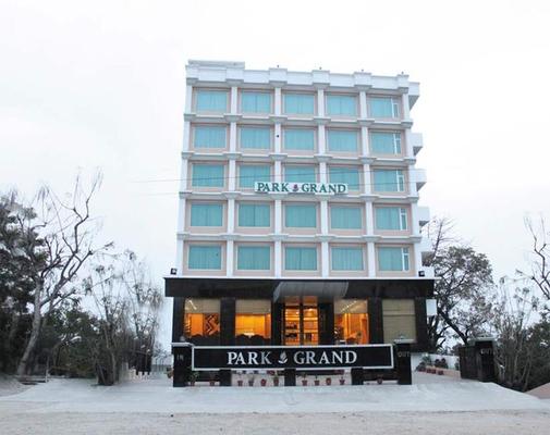 Hotel Park Grand Haridwar